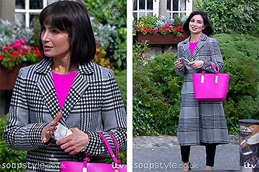 Leyla Emmerdale Clothes: Check Coat
